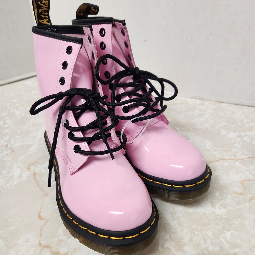 Dr. Martens 1460 Patent Leather Women's Lace-up Shiny Boots Pink Sz 6 New